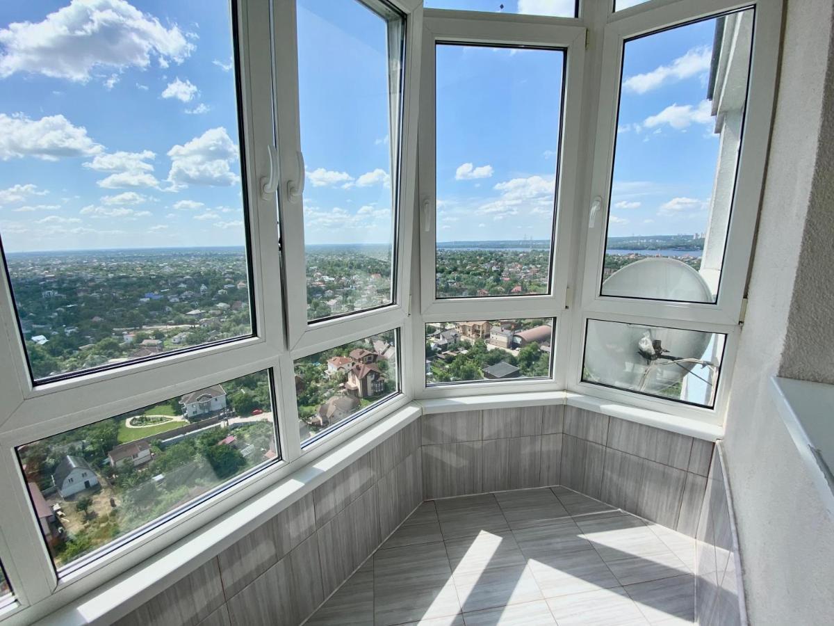 Apartments With Dnipro View Киев Екстериор снимка